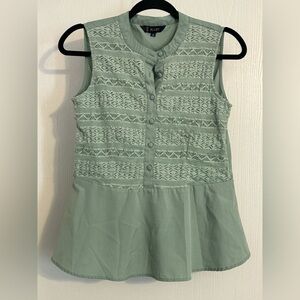 Rare | Mint Sleeveless Blouse | Size Medium.